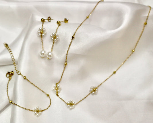 Collana WHITE BLOSSOM